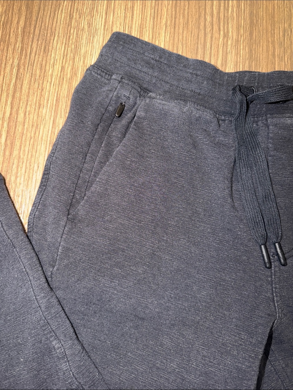 lululemon athletica Men's Black Slim Jogger Sweatpants - Picture 4 of 9